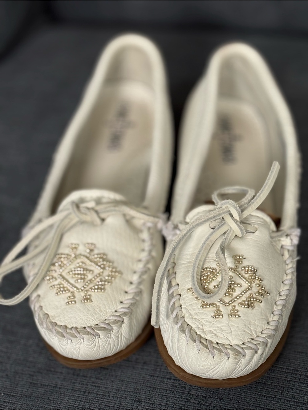 Minnetonka Cream Beaded Leather Moccasins